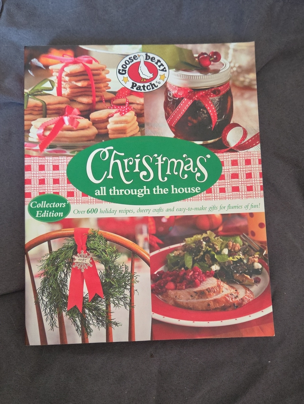 Gooseberry Patch Christmas All Through the House Cookbook - Green & Red